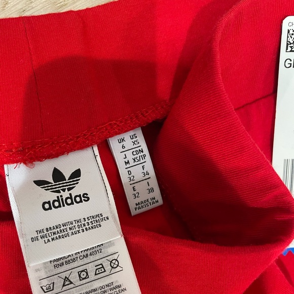 Adidas Originals Firebird TRACKSUIT in scarlet. Pants in XS / Jacket in size 2XS - Picture 11 of 11